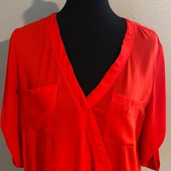 3 for $30 Red V-neck Blouse size medium 3/4 sleeve - Picture 1 of 10